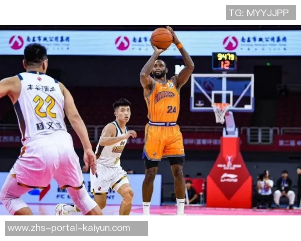 洛夫顿狂砍40分12篮板吴前遭驱逐浙江客场险胜上海男篮再创佳绩